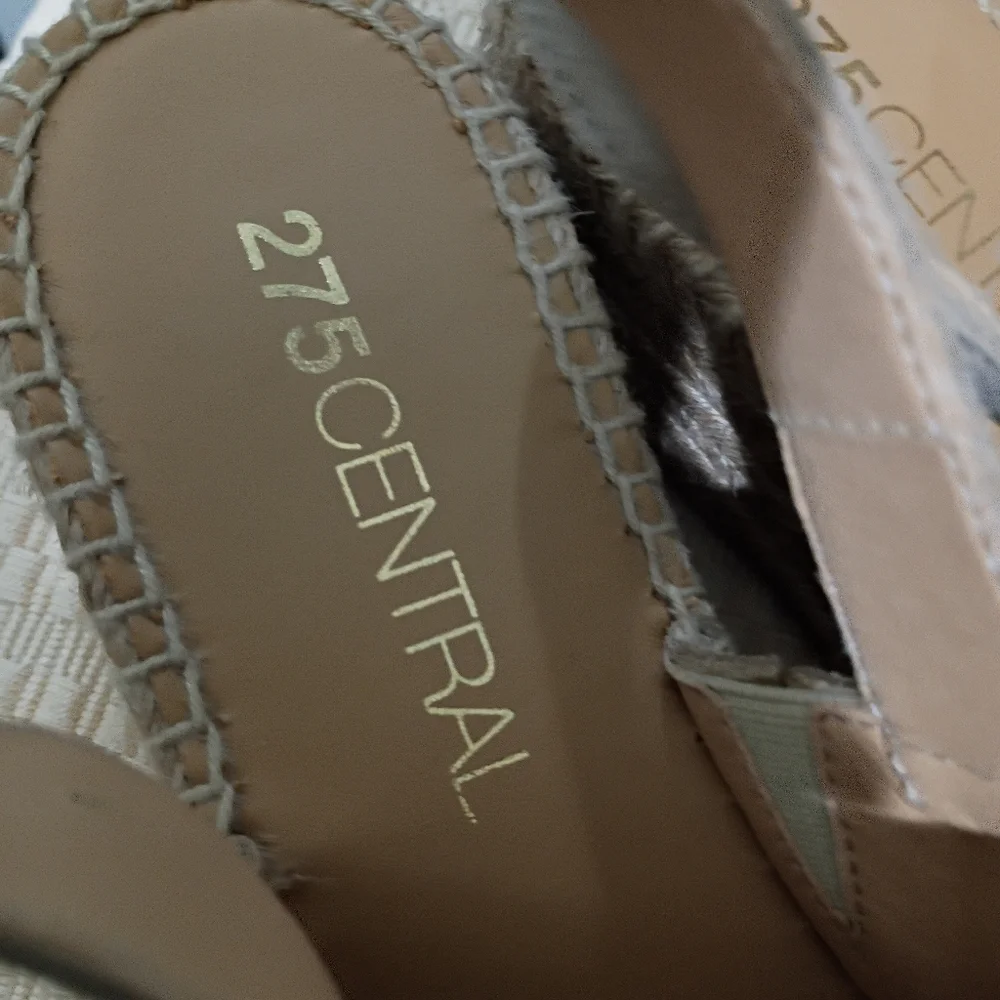 NWT.Elegant Beige Suede Espadrille Wedge Sandalsn - Picture 5 of 10